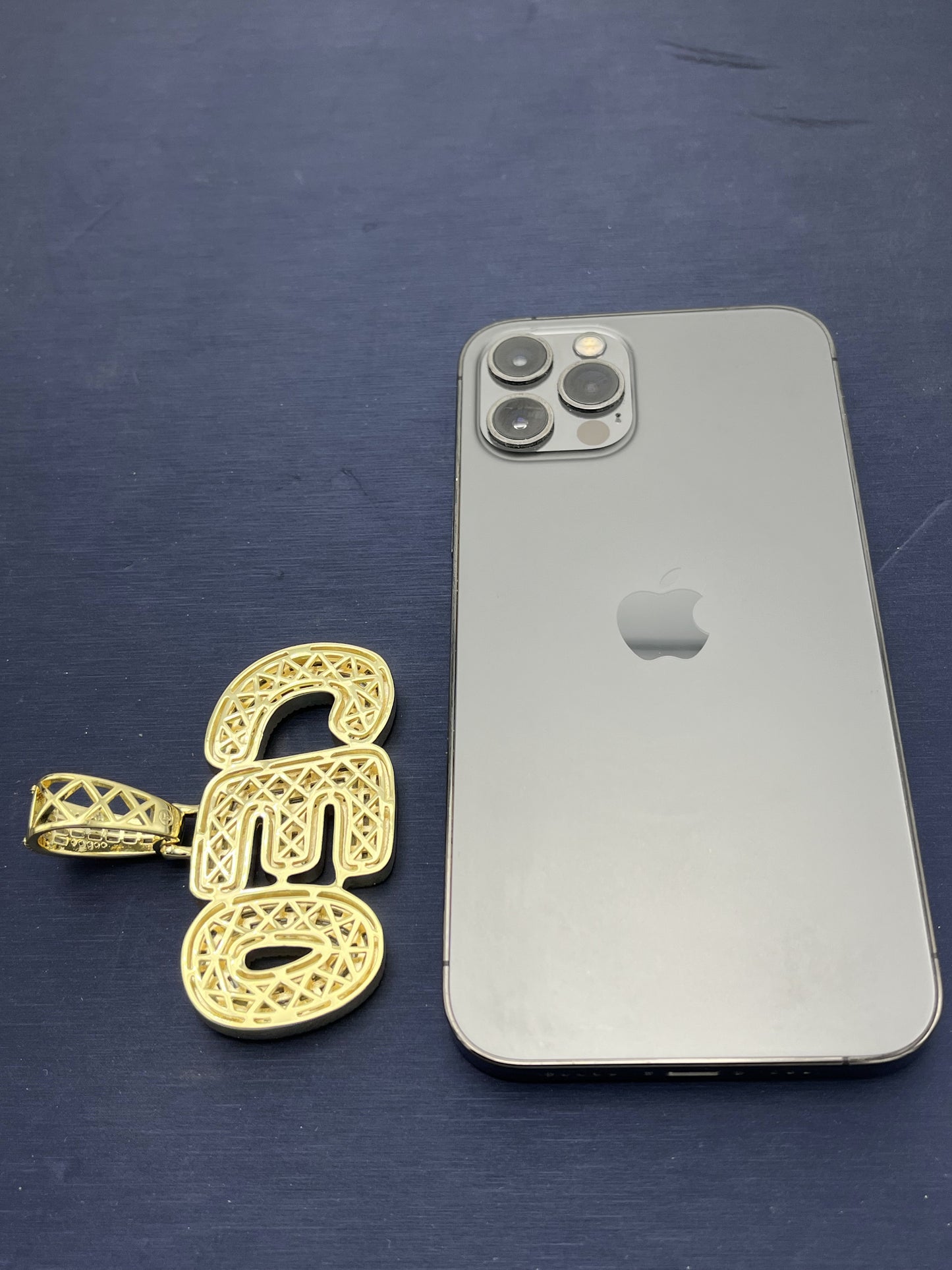 Colgante de latón BRP-99