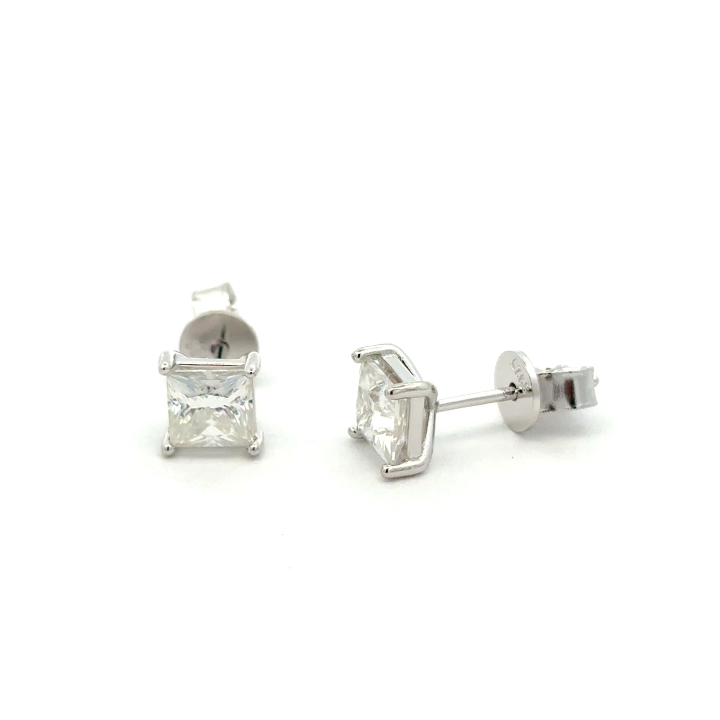 MEW-675 *push back (Moissanite Stone Earring)