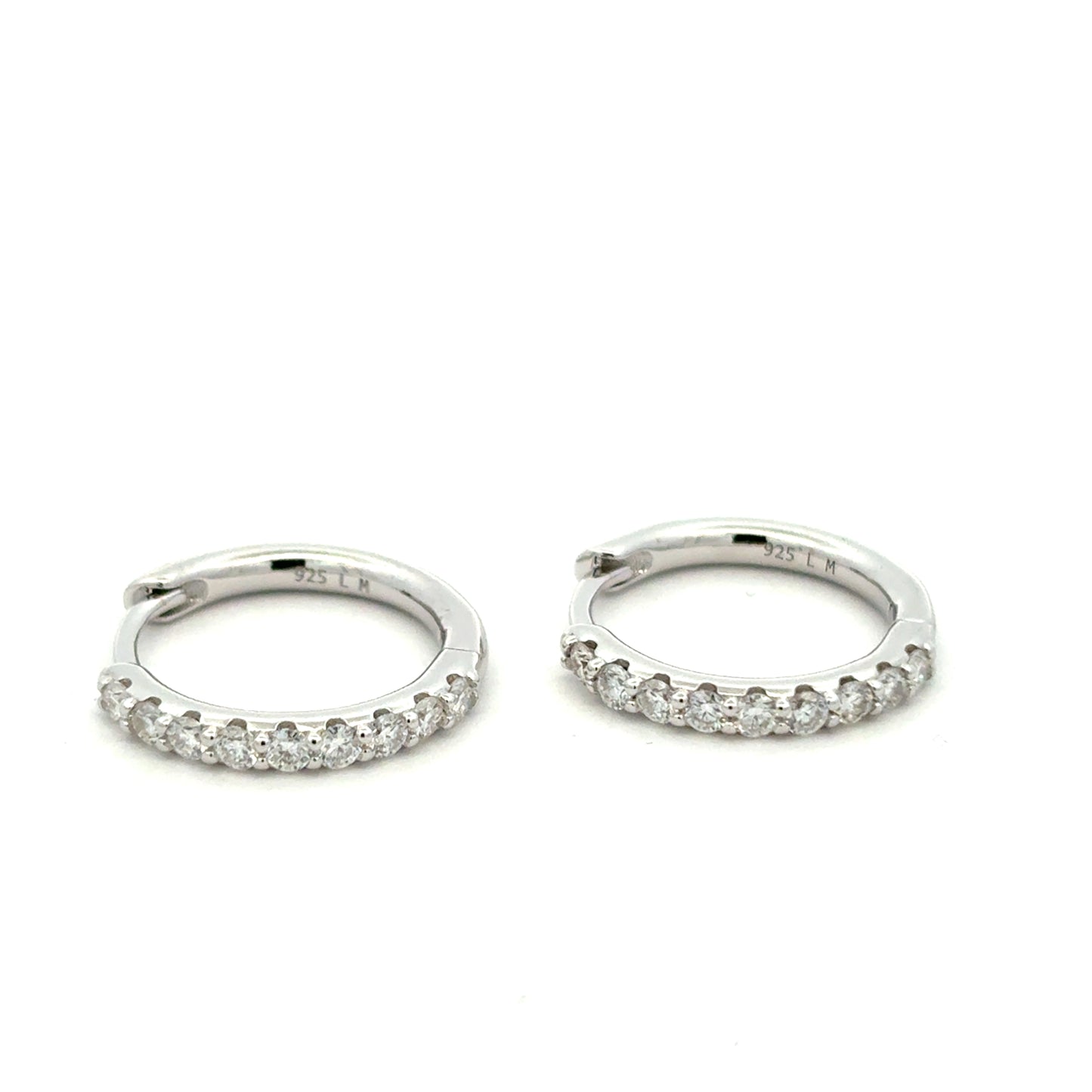 MEW-684 * (Moissanite Stone Earring)