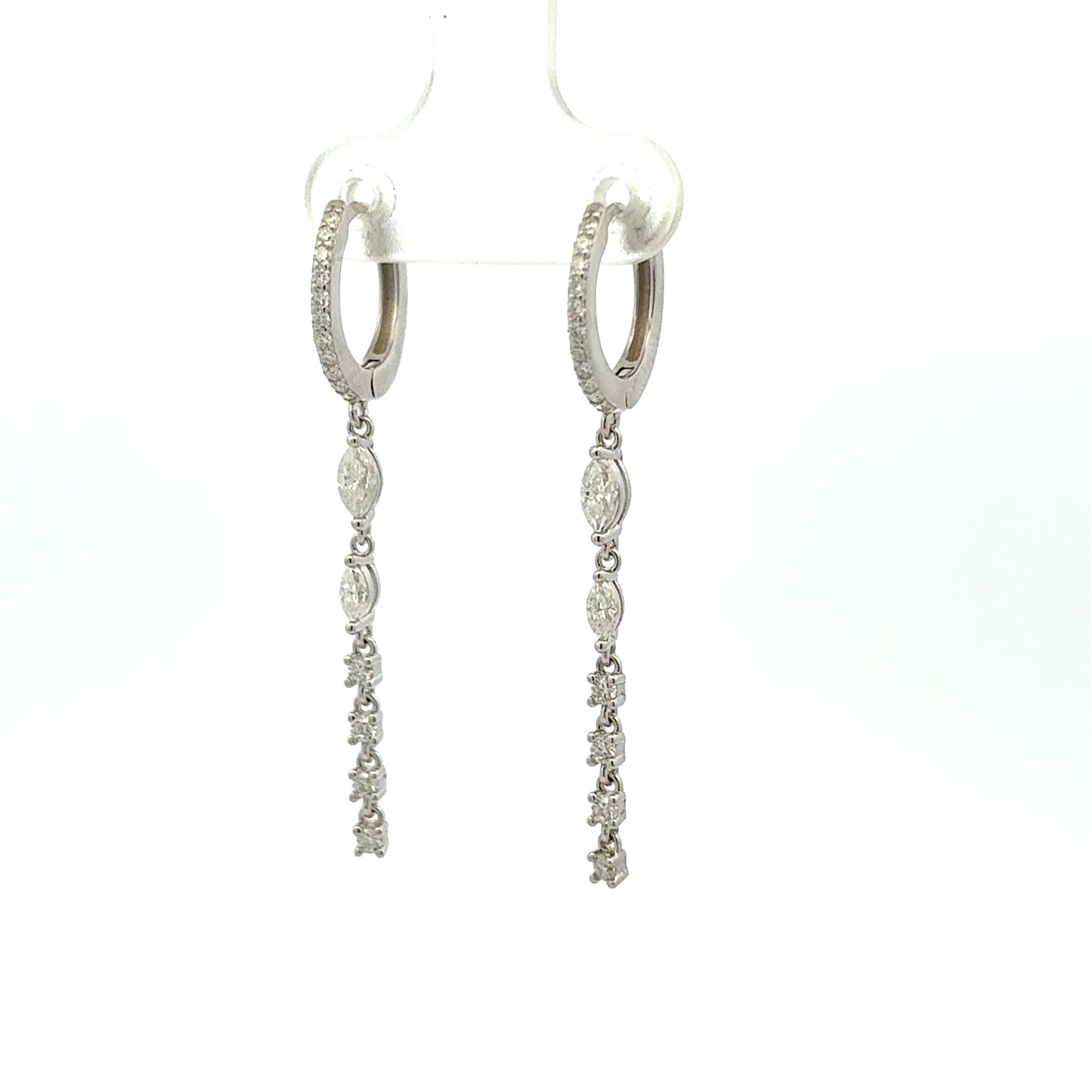 MEW-695 * (Moissanite Stone Earring)