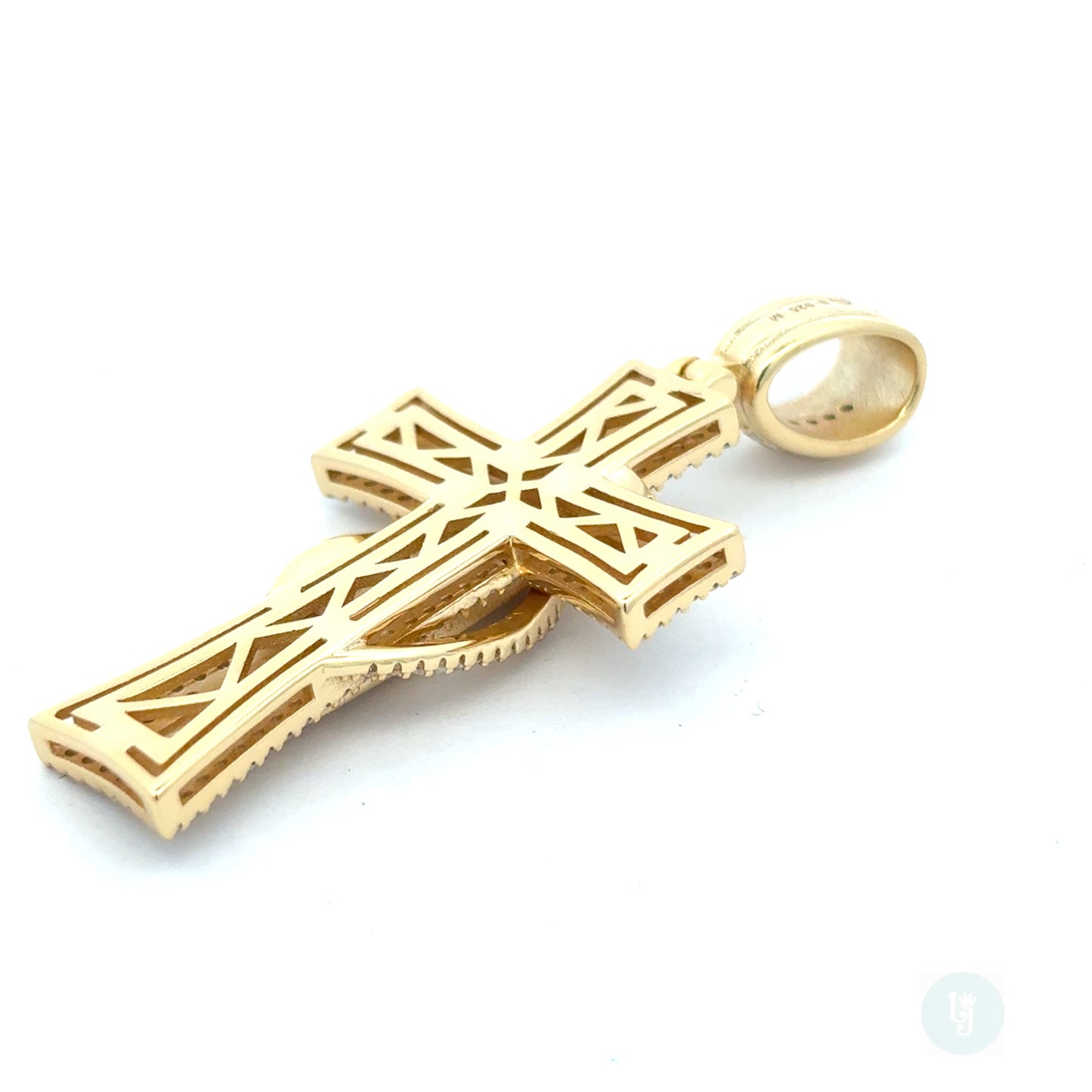 MP-32 (Moissanite Cross➕ Pendant)