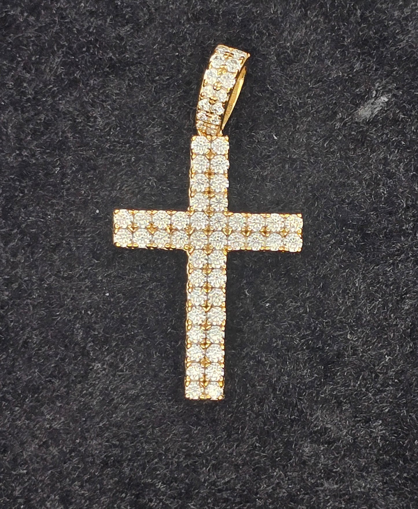 MP-15 (Moissanite Silver Cross Stone Pendant)