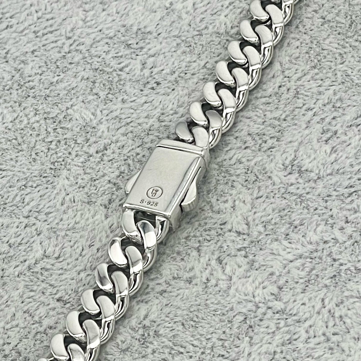 STNB-11 Cadena y pulsera con candado Monaco en plata 925 de 8 mm