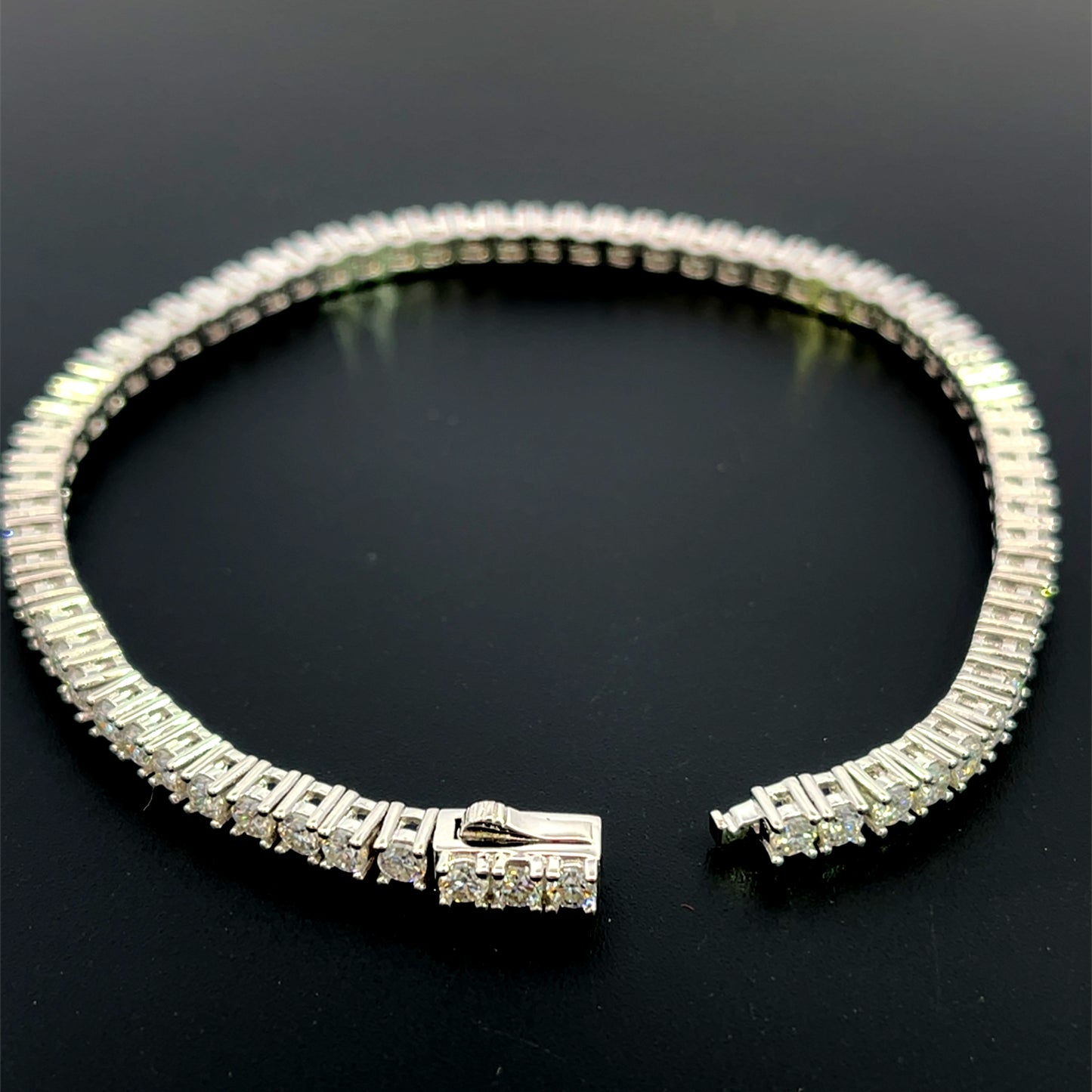 Pulsera de plata con moissanita de tenis de 2,5 mm - PRECIO NETO/FINAL
