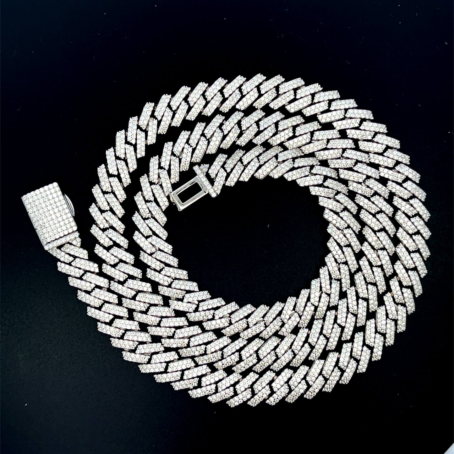 Cadena y pulsera cubana de plata con moissanita de 8 mm