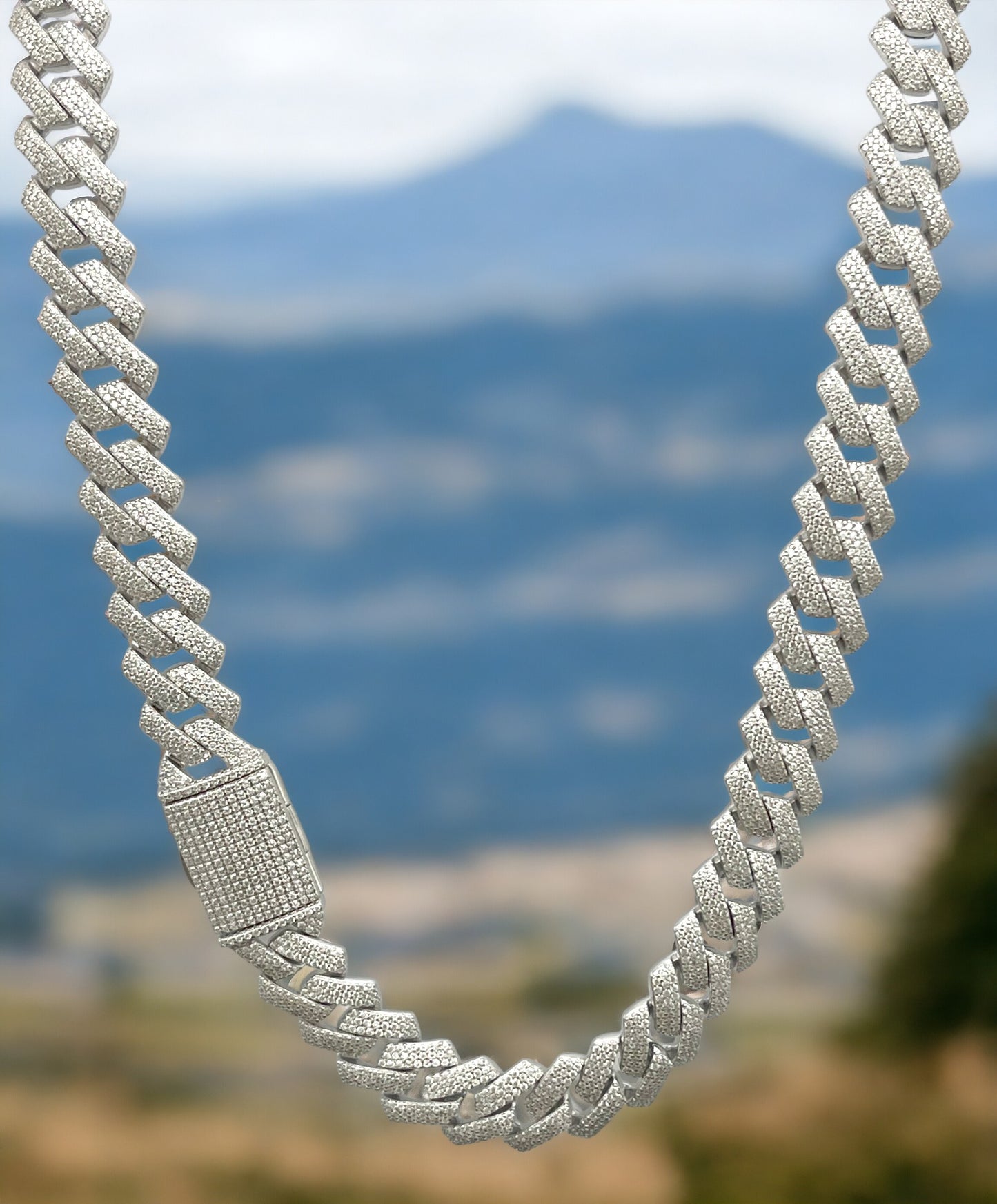 Cadena de plata con moissanita de 12 mm