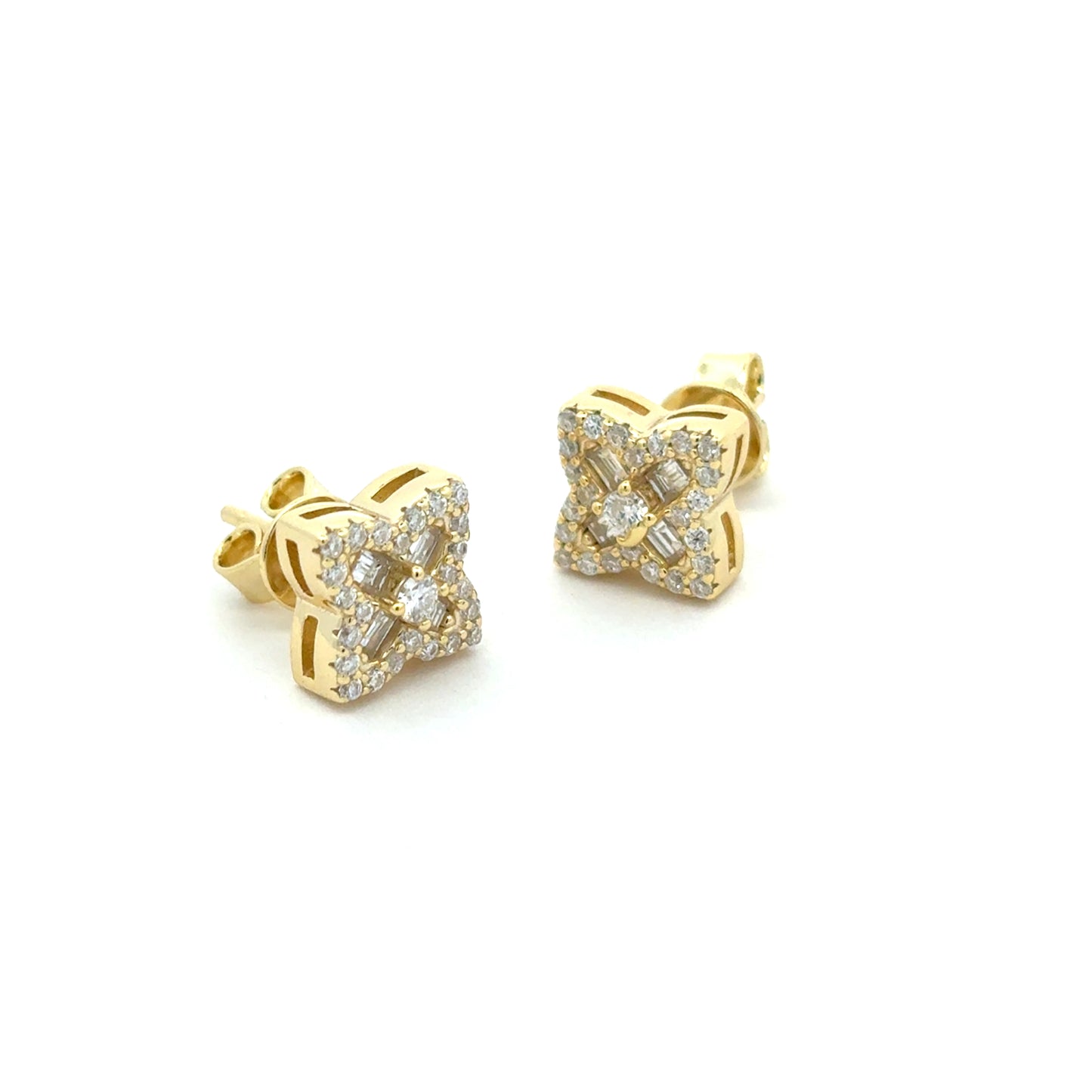 MEW-633 (Moissanite Stone Earring)