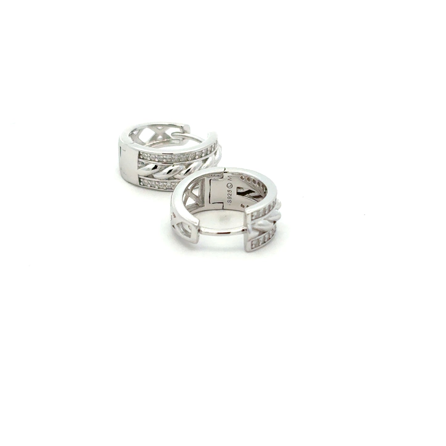 MEW-653 (Moissanite Stone Earring)
