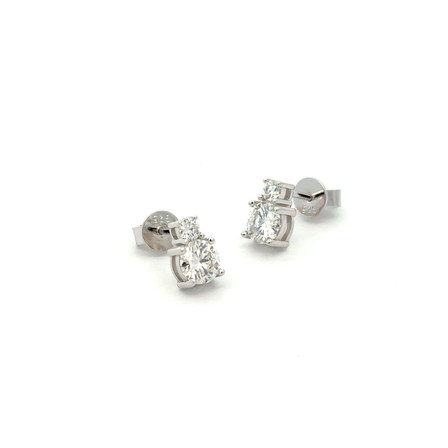MEW-658 (Moissanite Stone Earring)