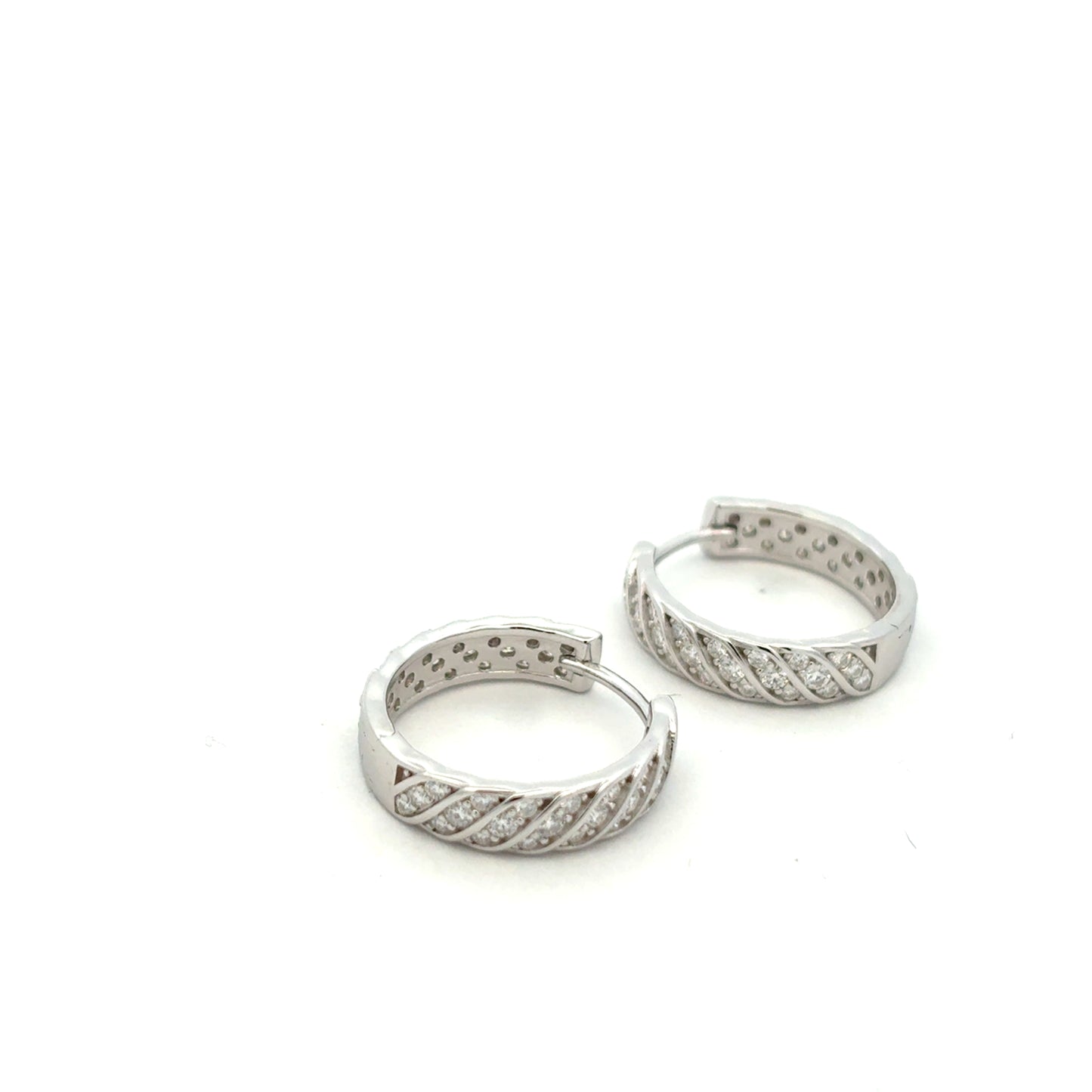 MEW-683 * (Moissanite Stone Earrings)