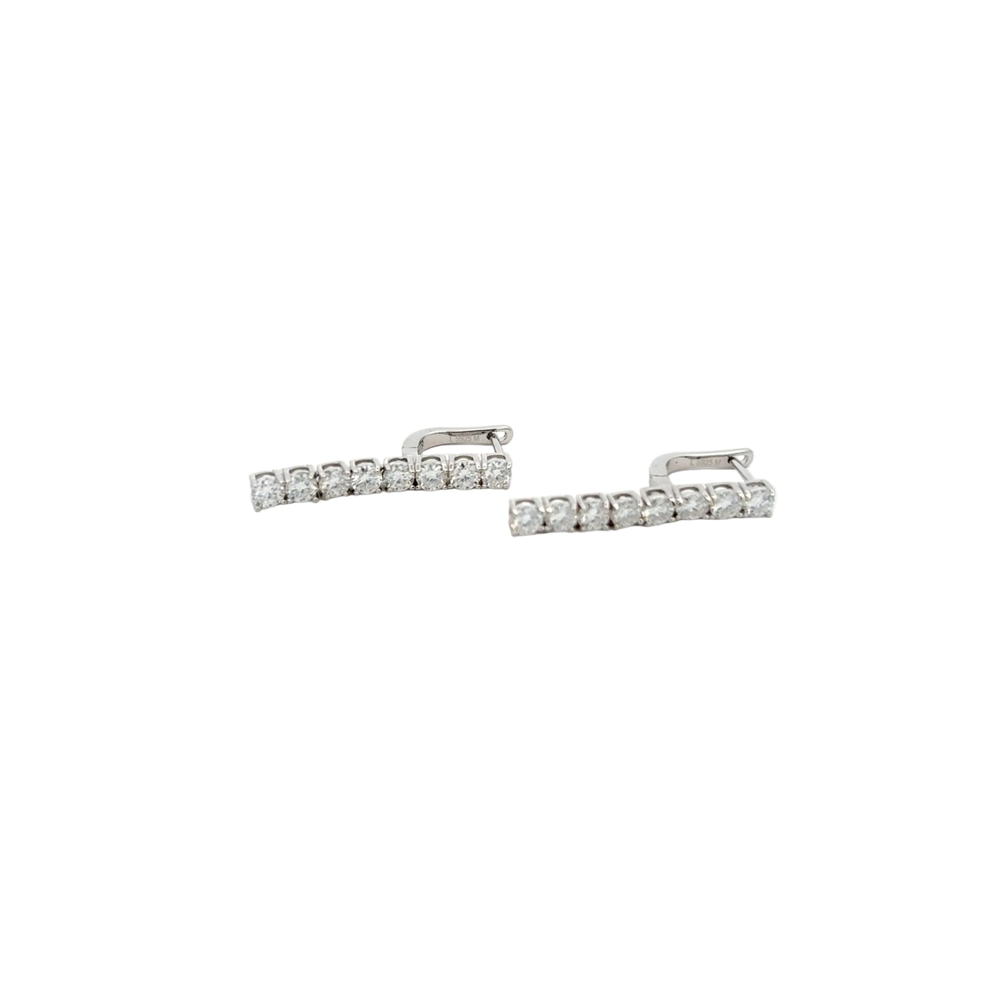 MEW-711 * (Moissanite Stone Earrings)