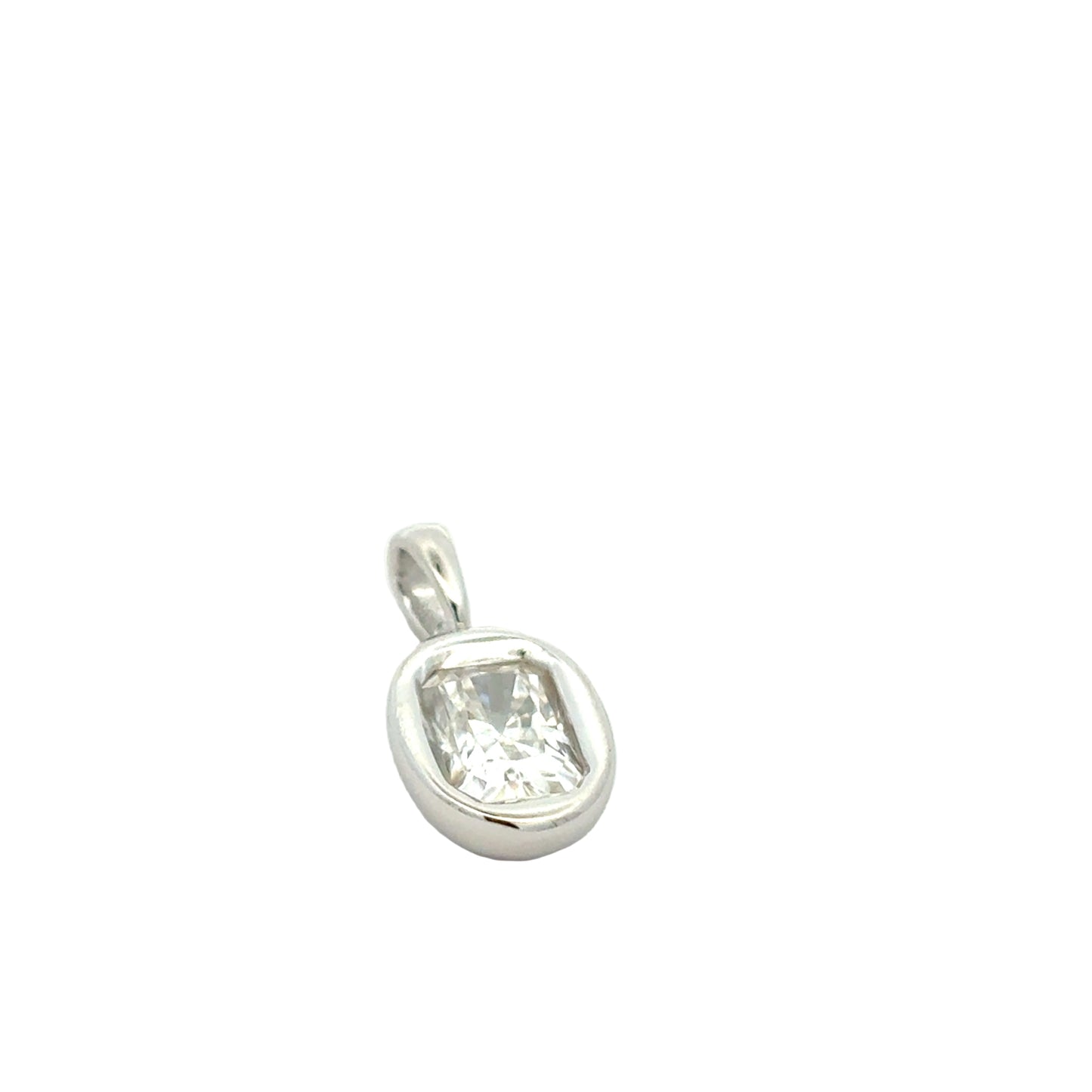 MP-126 (Moissanite Pendant)