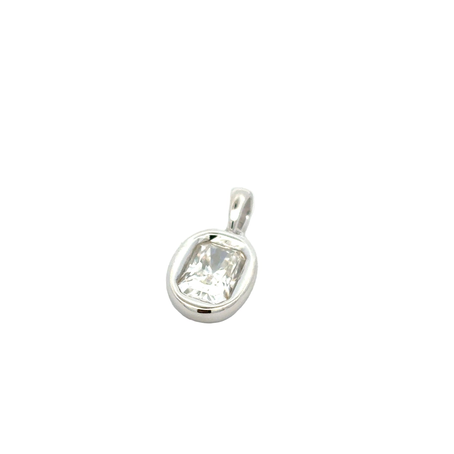 MP-126 (Moissanite Pendant)