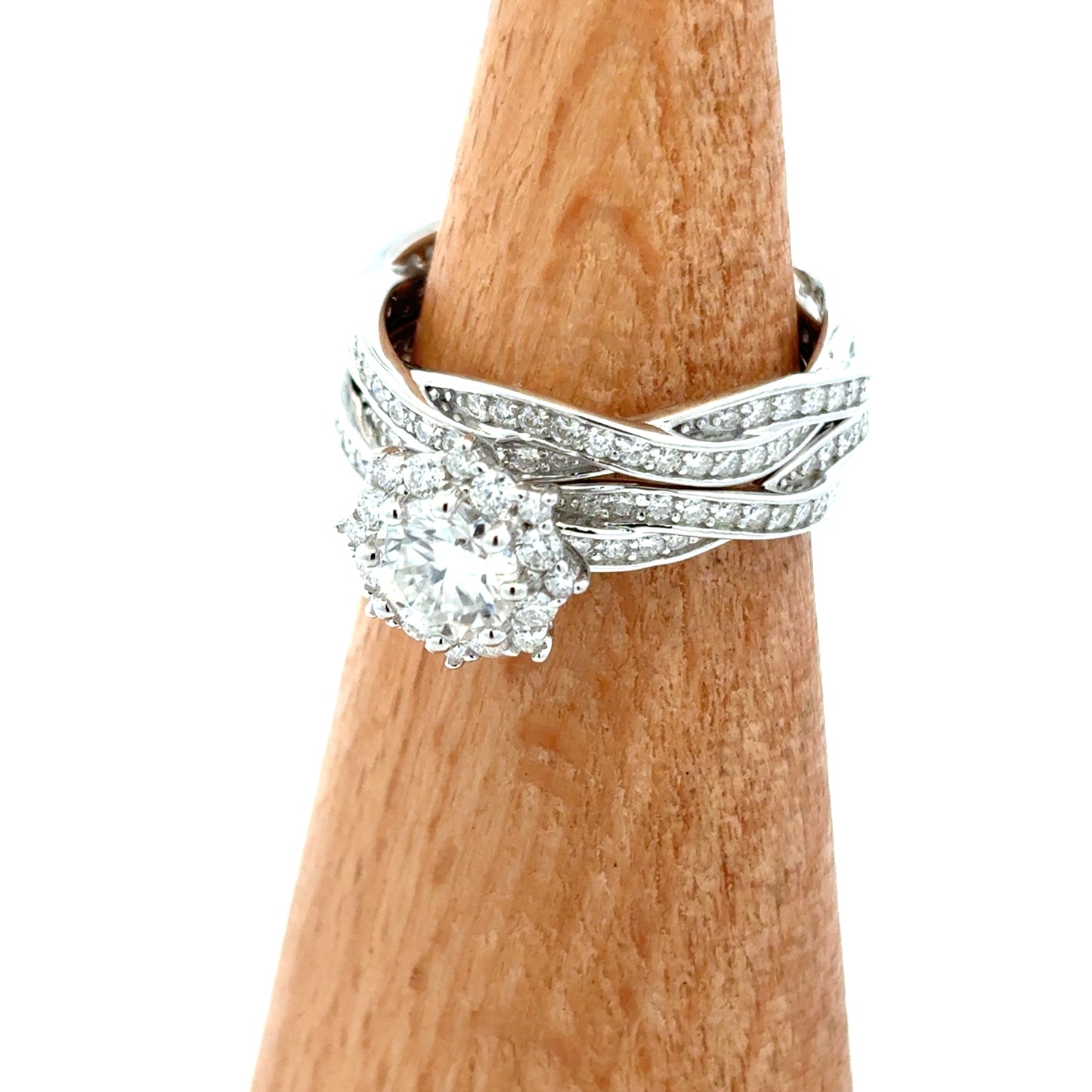 MRW-22 (Anillo de piedra moissanita)