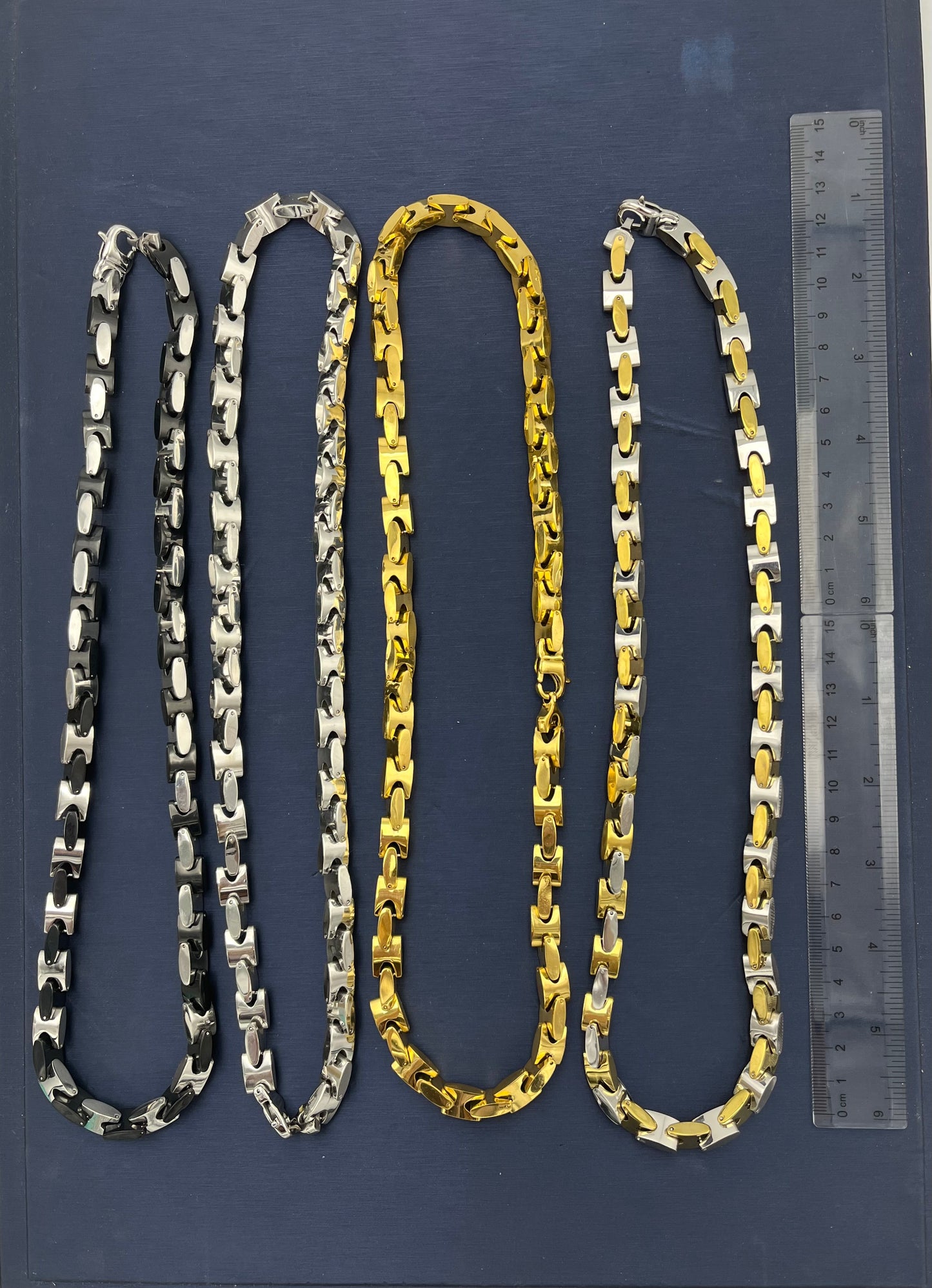 Cadena de eslabones entrelazados de acero inoxidable de 9 mm en oferta