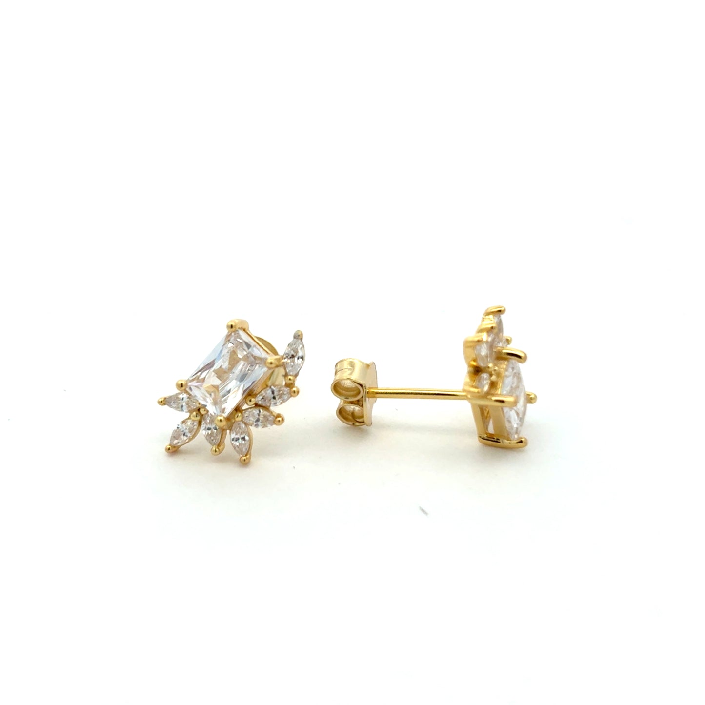 STEW-2537 * (Earrings)