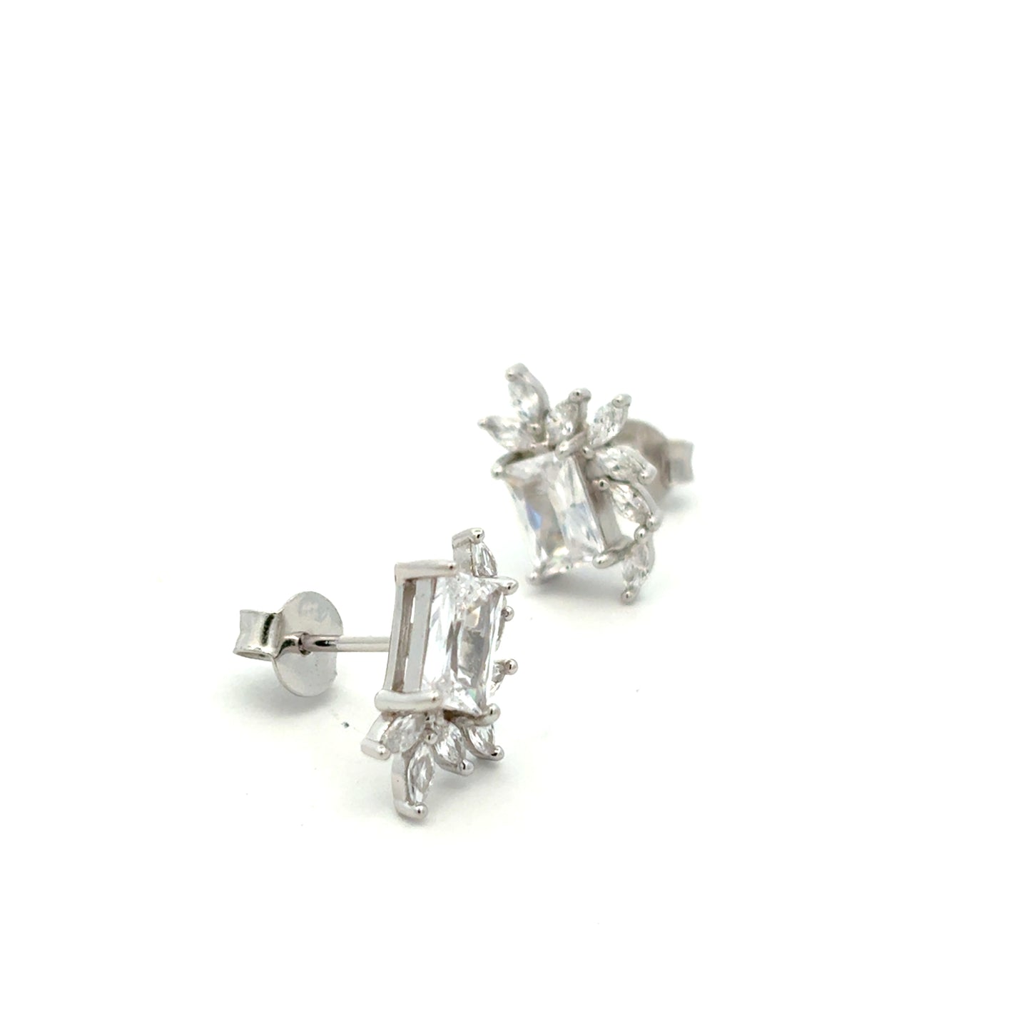 STEW-2537 * (Earrings)