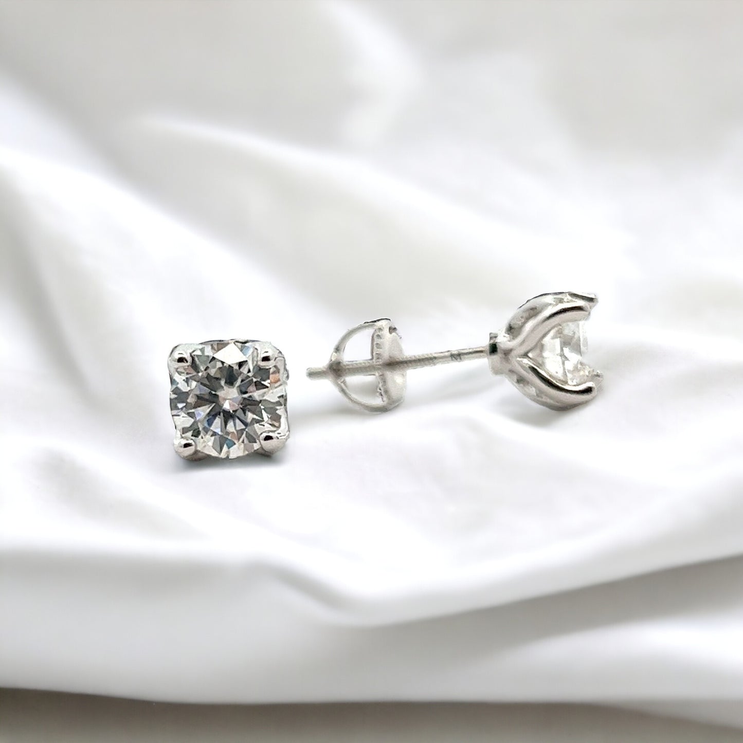 MEM-03 (Pendientes de piedra de moissanita de 6 mm)