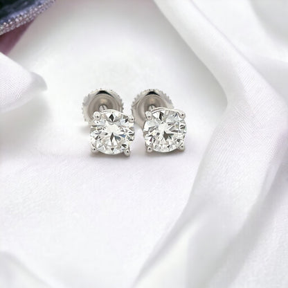 MEM-18 (6mm Moissanite Stone Earring)