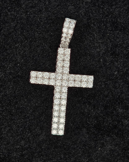 MPM-15 (Colgante de piedra en forma de cruz de plata con moissanita)