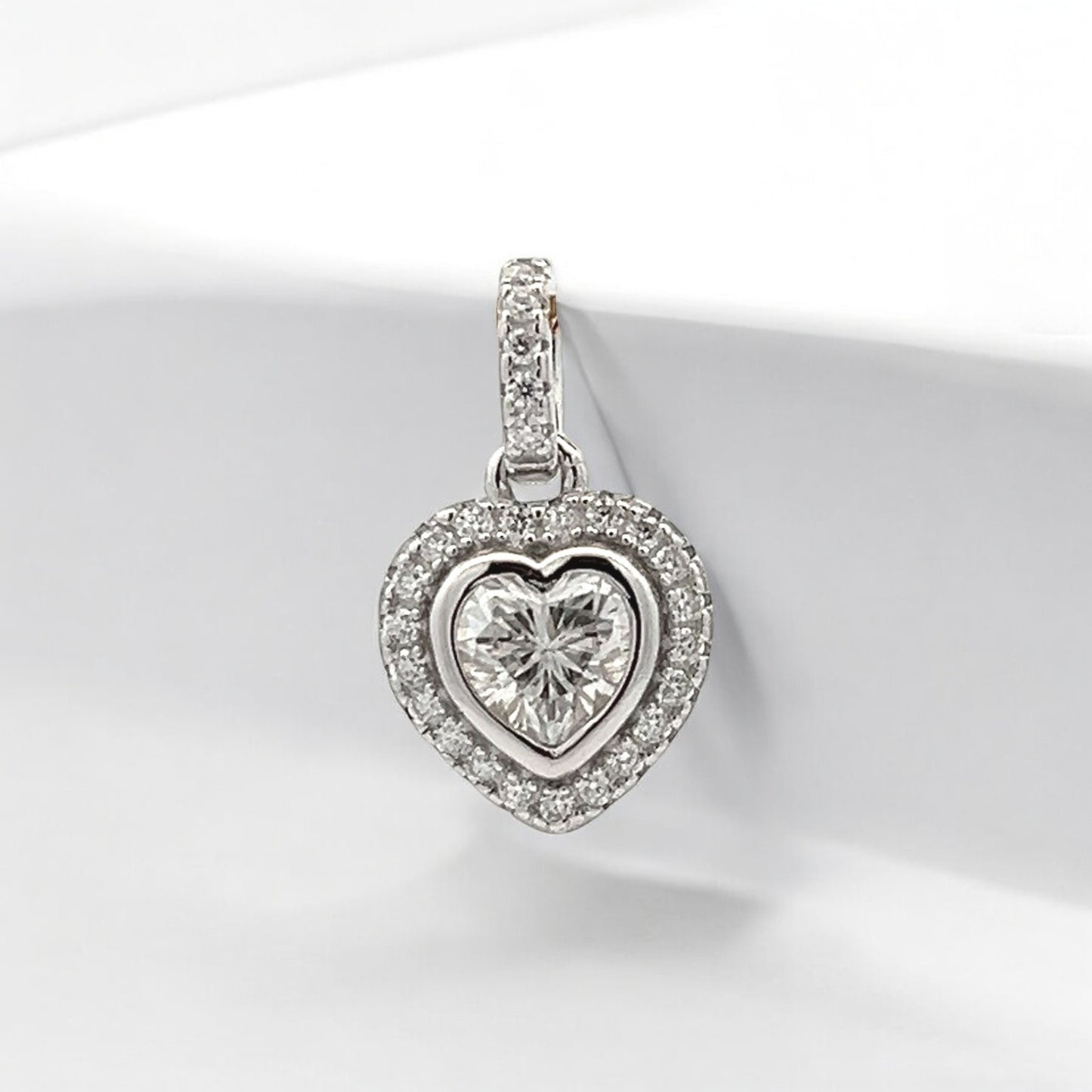 MPW-02 Moissanite Stone Pendant