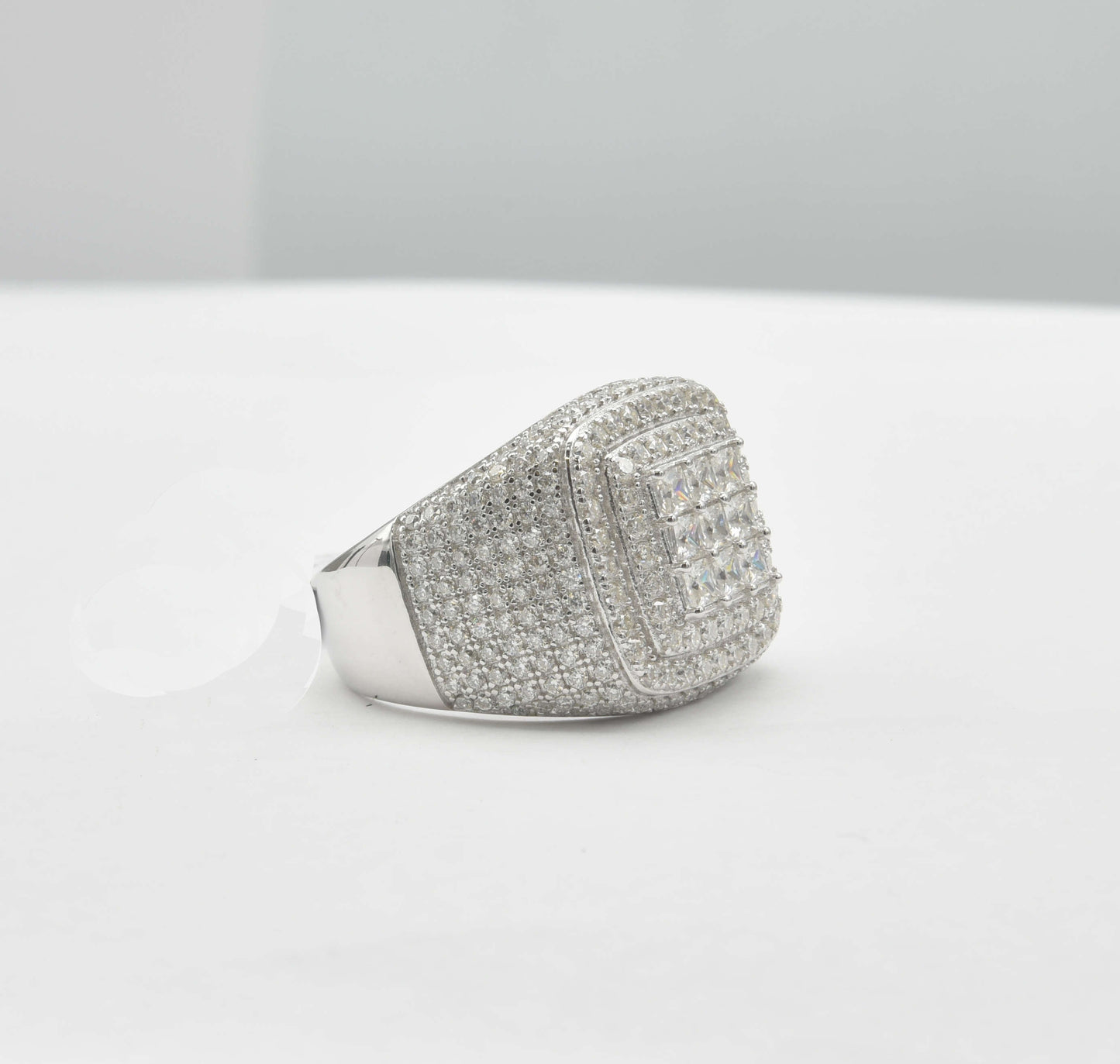 MRM-2 (Anillo de piedra moissanita para hombre)