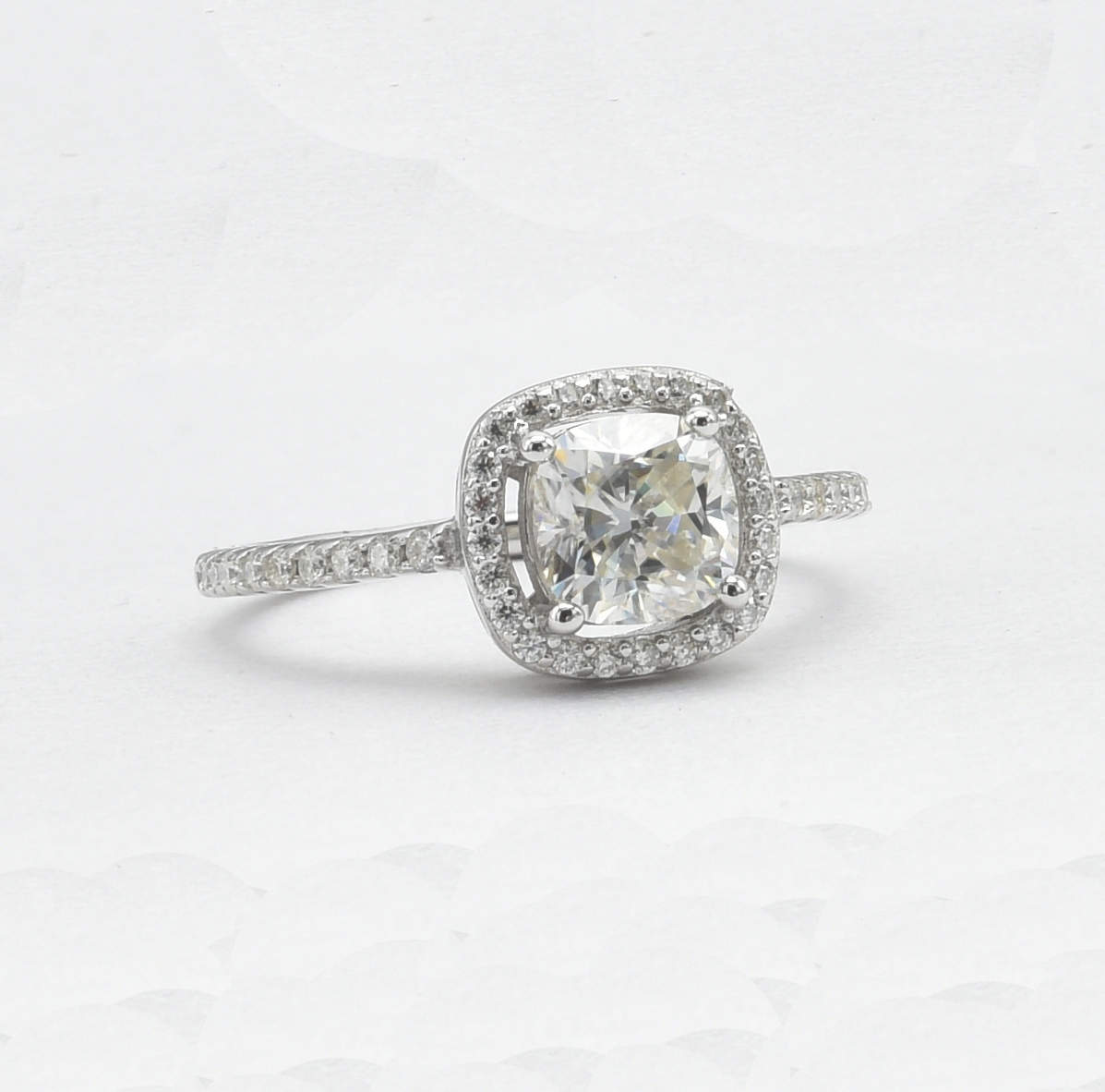 MRW-11 (Anillo de piedra de moissanita)