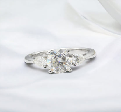 MRW-14 (Anillo de piedra moissanita)