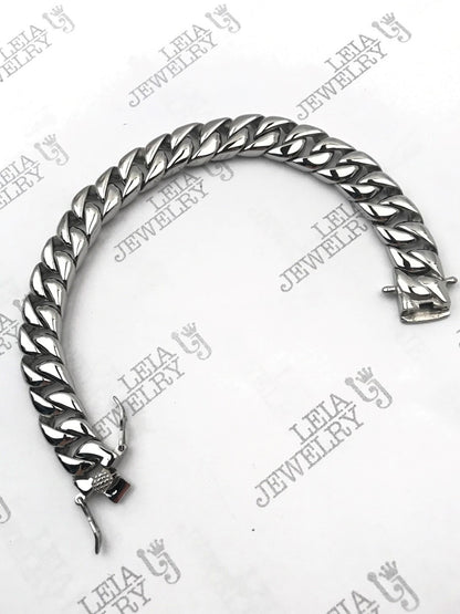 SBM-588